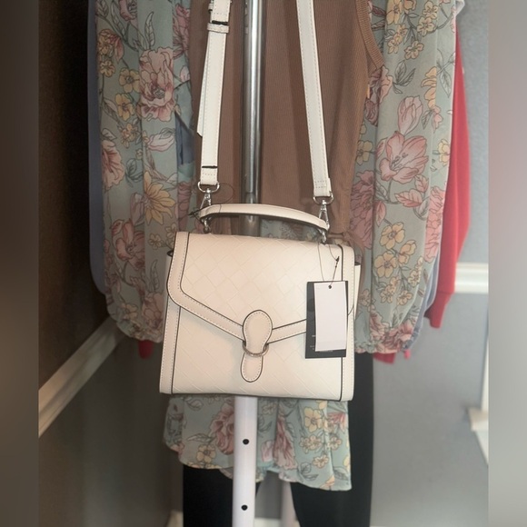 Nine‎ West Bag - Picture 3 of 3